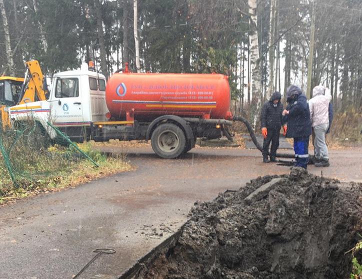 Специалисты ПУ Выборгского района провели аварийно-ремонтные работы