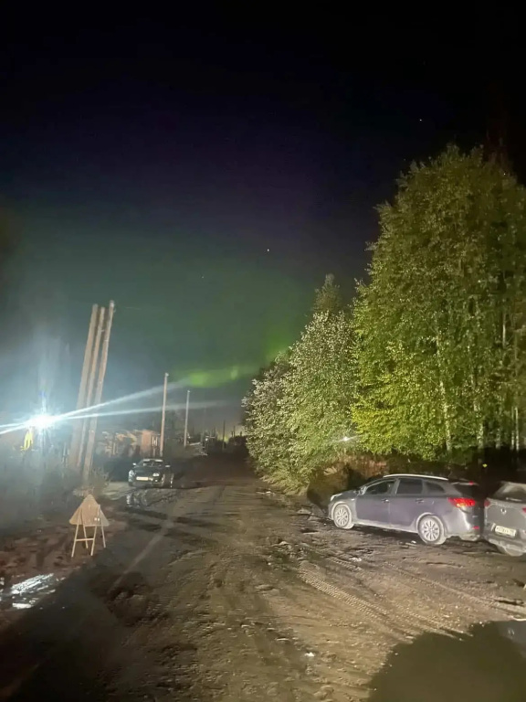 Ночная смена в Подпорожье завершилась северным сиянием